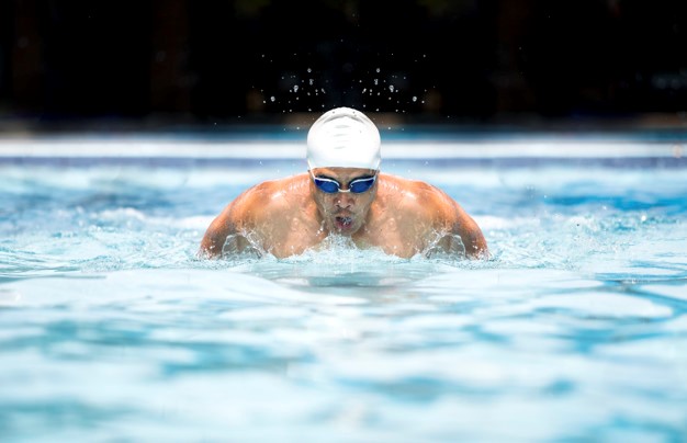Nutrition for Swimmers: The Best guide for Pre and Post Swim Supplements