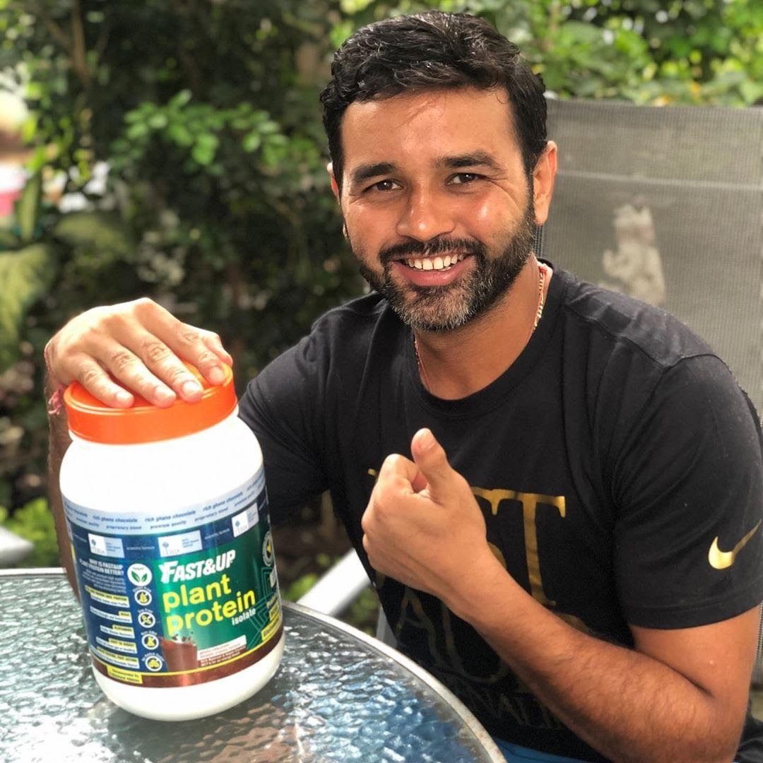 Cricketers Love Plant Protein - Fast&up