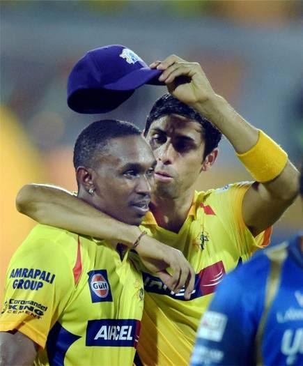 Most wickets in an IPL edition for a bowler (Dwayne Bravo – 32)